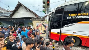 Kecelakaan Maut Bus Harapan Jaya di Kediri, 4 Orang Luka, Polisi Lakukan Penyelidikan